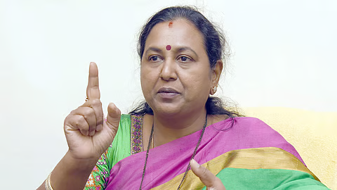 “ரீல் ஹீரோவாக அல்ல, ரியல் ஹீரோவாக வாக்குறுதிகளை நிறைவேற்றுங்கள்”... முதல்வர் விஜய்க்கு பிரேமலதா விஜயகாந்த் வலியுறுத்தல்